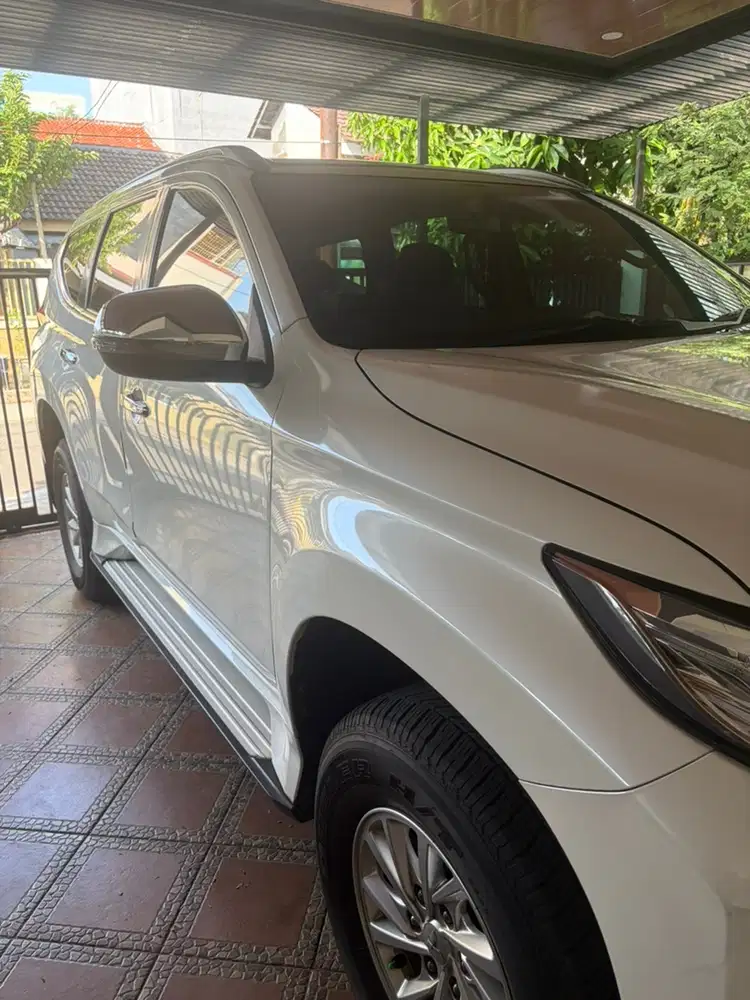 Pajero Sport Exceed AT Diesel 2016/2017 KM 70rb Full Original Record