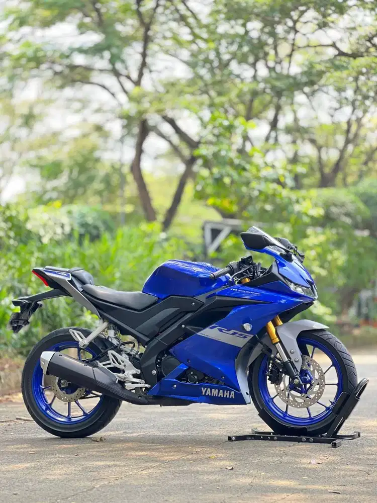 YAMAHA YZF R15 V3 2021 BIRU KM 10K PAJAK HIDUP SIAP GASPOL