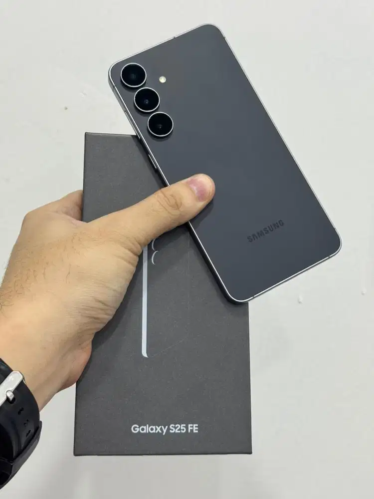 Samsung S25 FE Black 8/512Gb (Baru 2 Minggu)