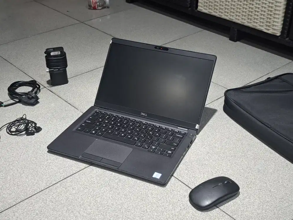 Dell Latitude 5300 12/256 Wajib nego