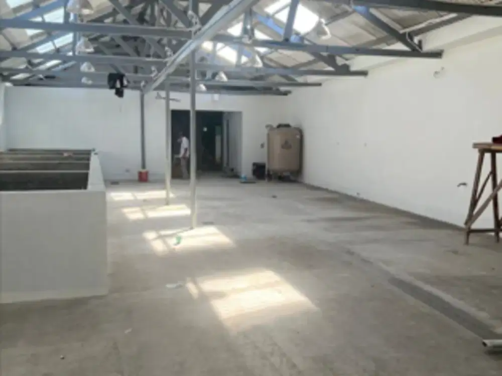 Murah!! Gudang Bagus Luas di Arcamanik, Bandung