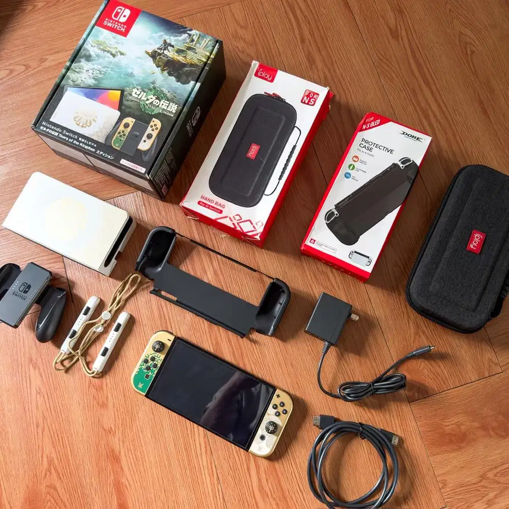 NINTENDO SWITCH OLED Zelda Edition – Fullset Like New