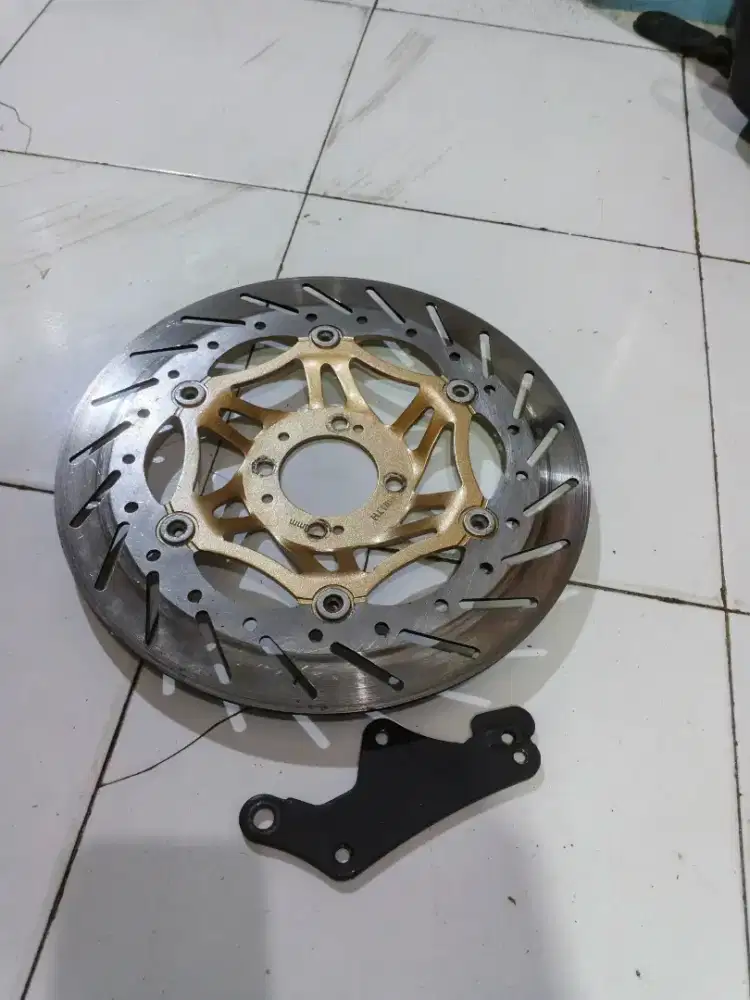 Jual cakram lebar Supra lama atau Supra x 125