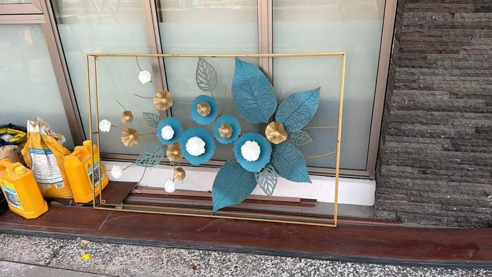 PIK2 Hiasan Pigura Pajangan Bunga Biru Blue Flower Metal Frame Artwork