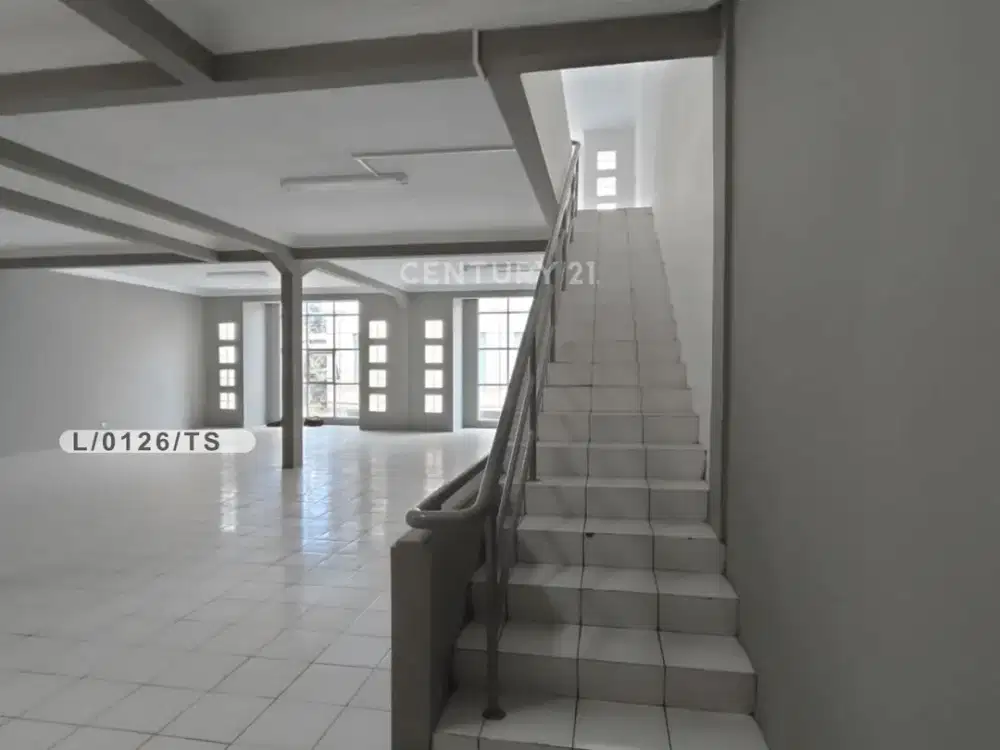 Ruko 3 Lantai Siap Pakai Lokasi Strategis Daerah Banceuy Bandung