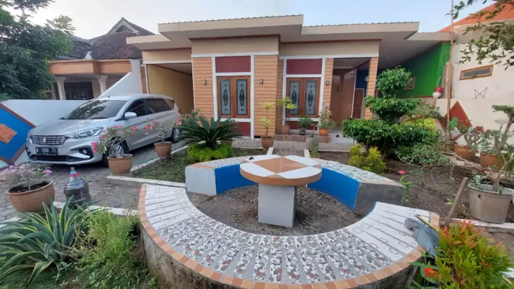 Dijual rumah lokasi strategis