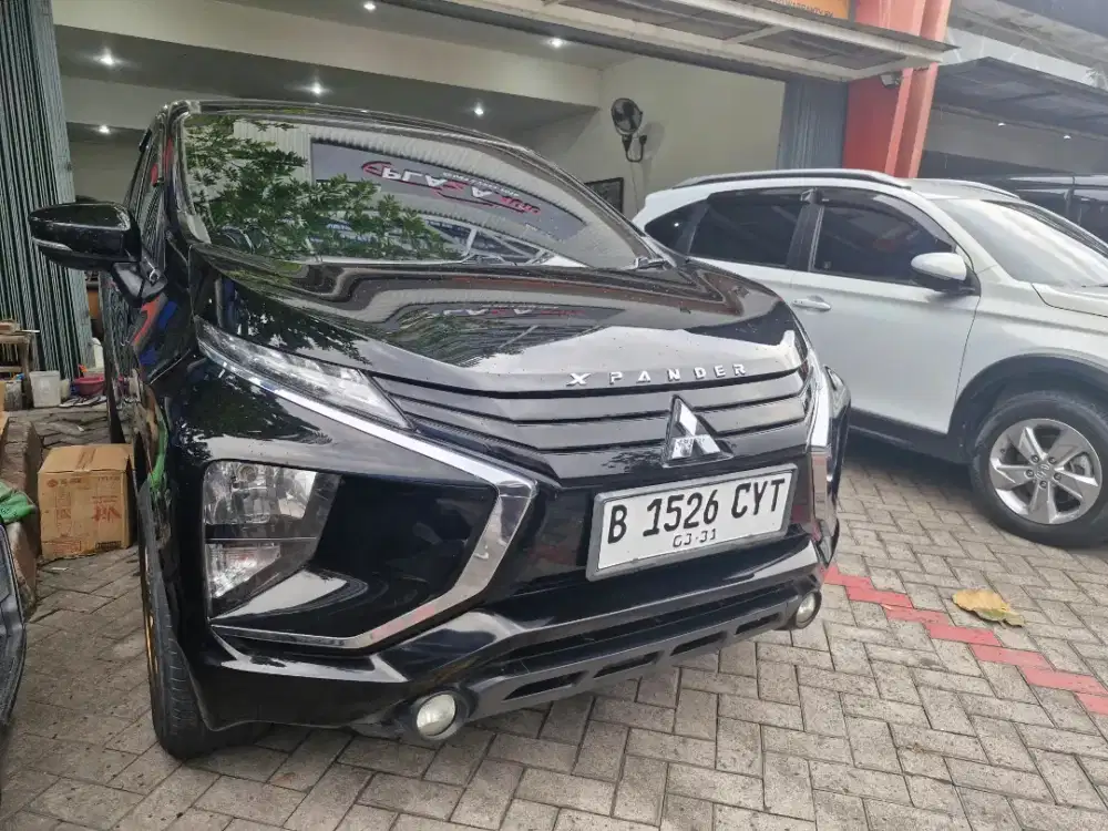 Mitsubishi Xpander Gls 1.5 Automatic 2018 Bensin Hitam  Metalik