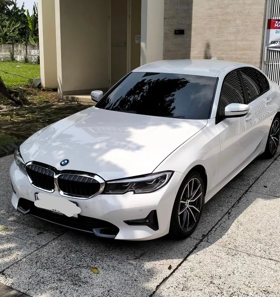 BMW 320i 2019 Bensin