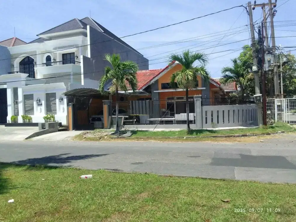 DIJUAL RUMAH NIRWANA EKSEKUTIF RUNGKUT SURABAYA RON.A2750