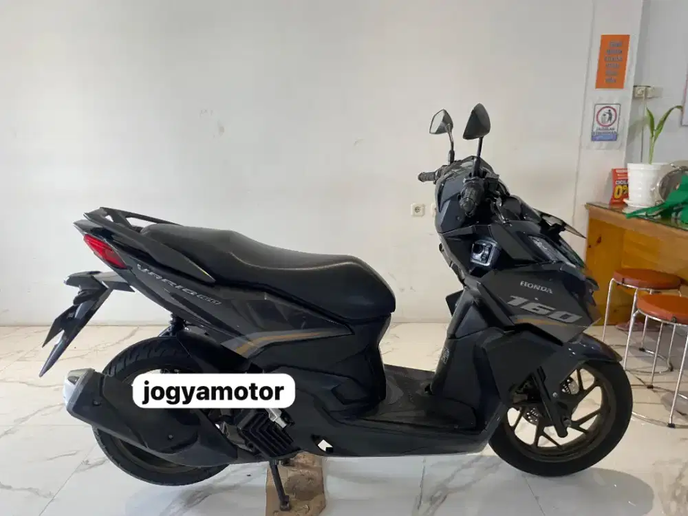 3 NEW VARIO 160 ABS 2022