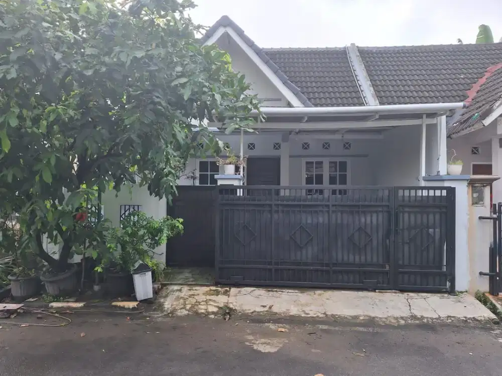 Rumah 3 KT Siap Huni Dekat Pintu Tol Jati Warna 1 Hadap Utara J-40530