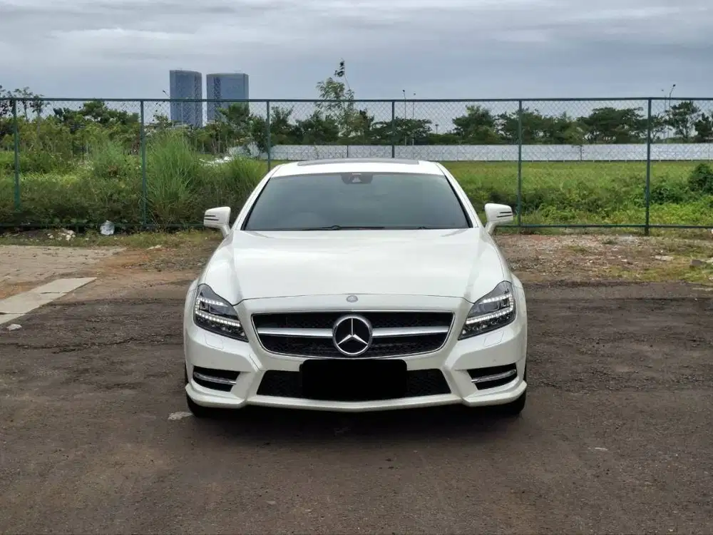 Mercy CLS 350 2013 putih