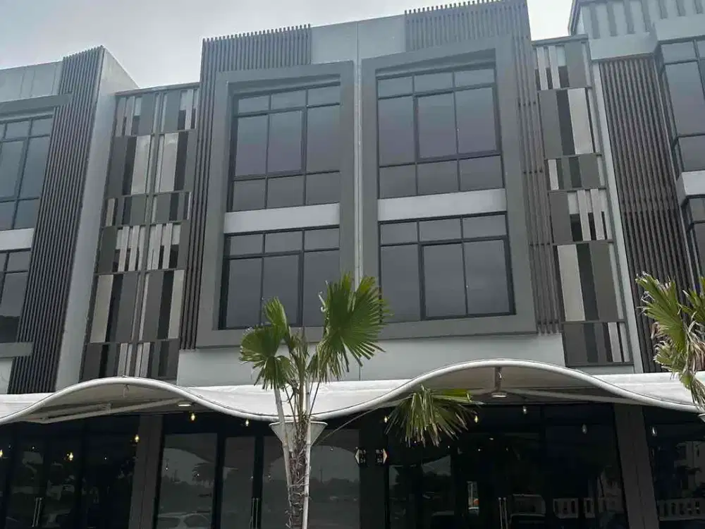 jarang ada dikontrakkan ruko Beverly Pakuwon City 3 lantai