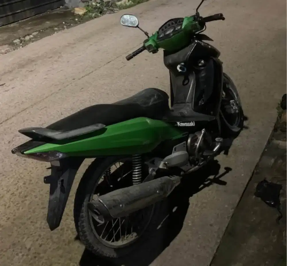 Kawasaki ZX130 Green