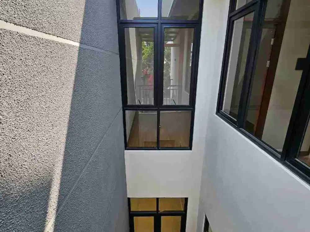 DISEWAKAN RUMAH SIAP HUNI DI KOTA BARU PARAHYANGAN BANDUNG