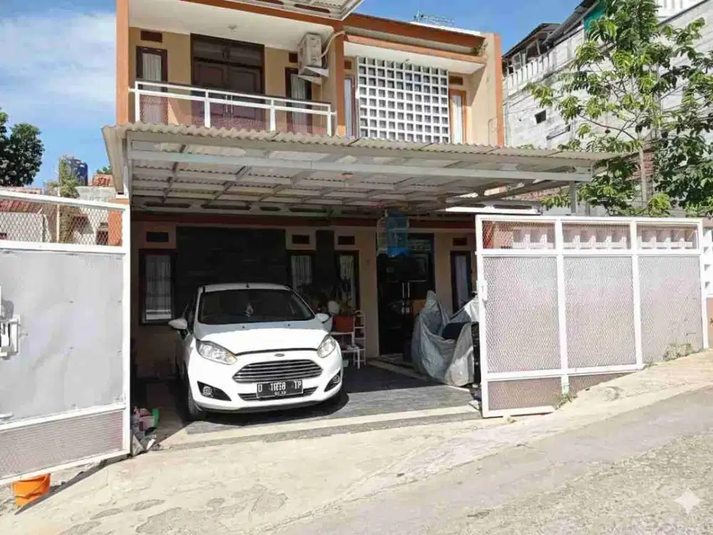DIJUAL RUMAH KOMPLEK PASIR JATI ADEM 2LANTAI