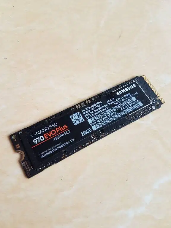 Nvme SSD M.2 Samsung 970 Evo Plus 250gb Sehat 100%