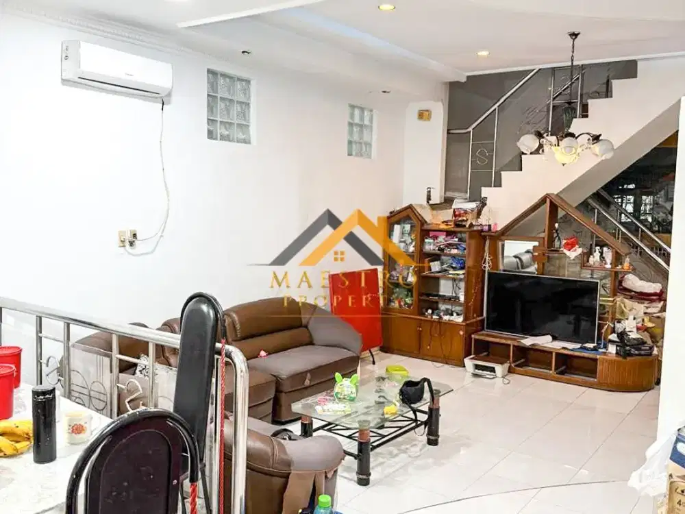 Dijual Rumah 3 Tingkat Siap Huni di Jalan Cik Ditiro Dalam Medan