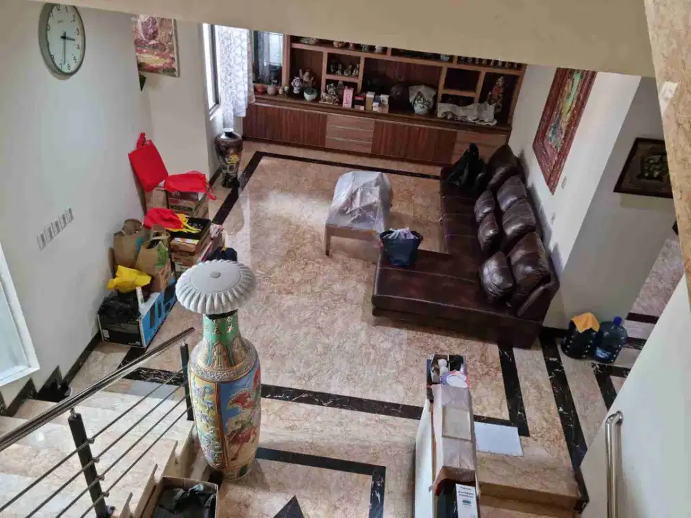 rumah bagus dalam cluster elite di harapan indah bekasi