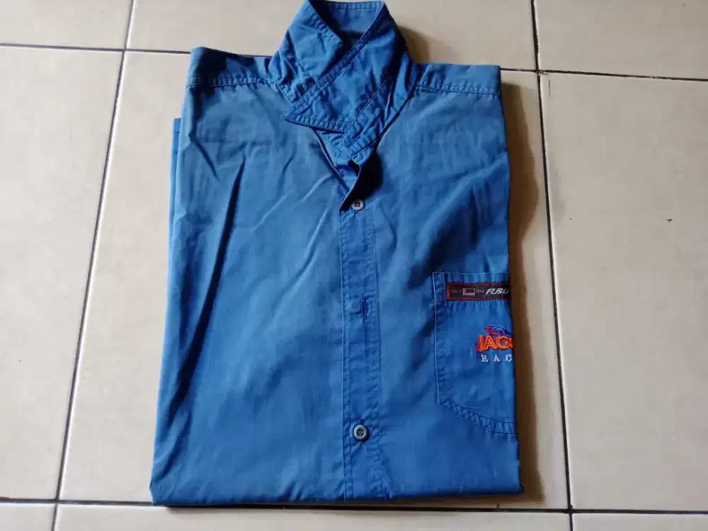 Baju hem warna biru