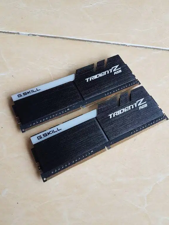 Ram DDR4 2x8gb 16GB KIT Gskill TridentZ RGB 3600Mhz CL19