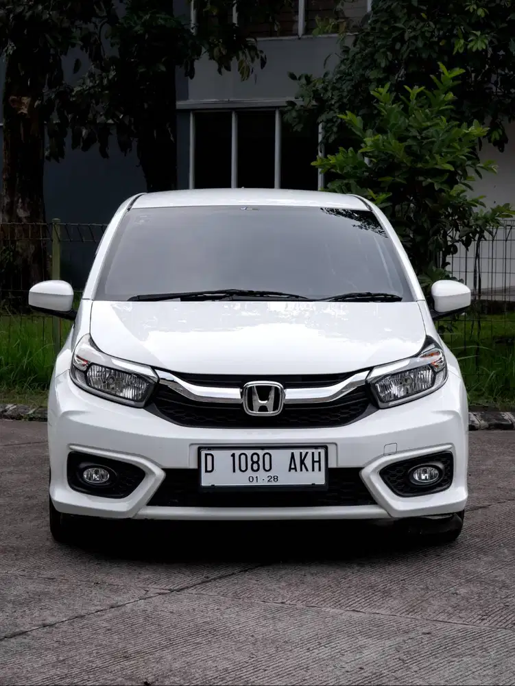 Honda Brio e matic 2022 putih