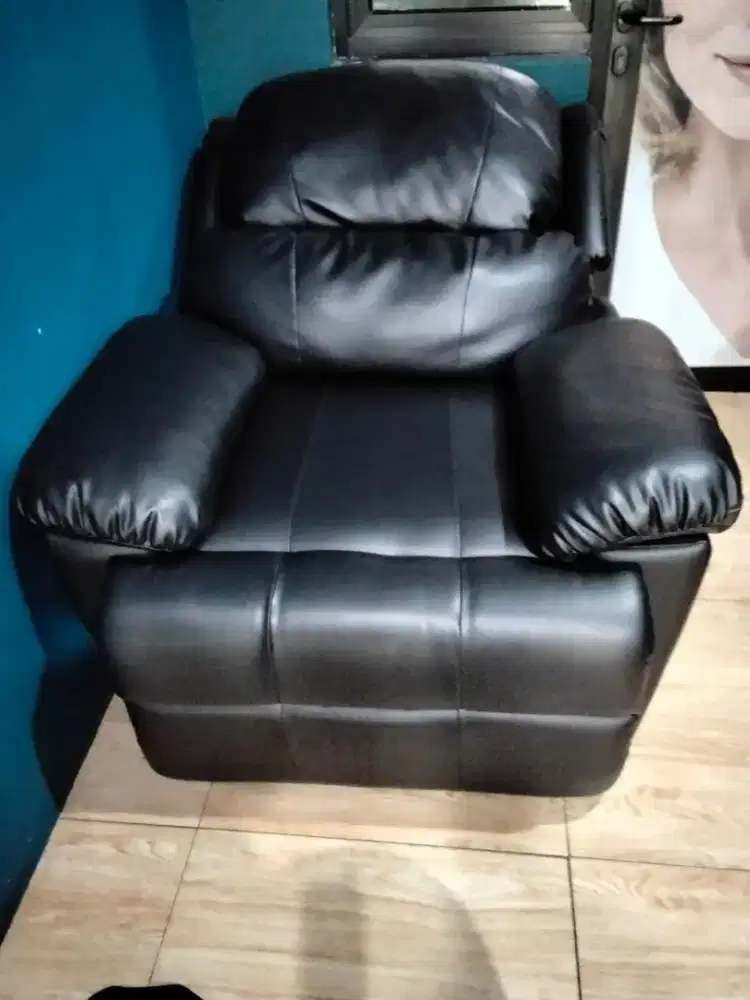 Bed massage dan kursi refleksi