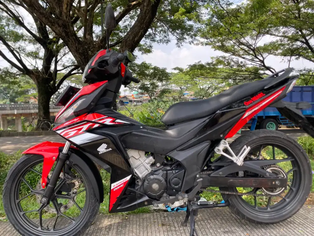 HONDA SUPRA GTR TAHUN 2018 PAJAK PANJANG SIAP PAKEK MOTOR GRESS