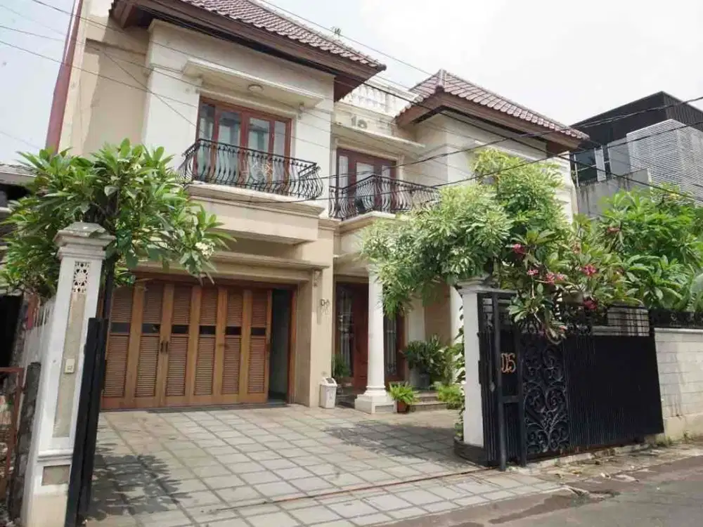 Rumah Mewah Slipi Jakarta Barat , Dalam Komplek Harga Bawah Njop , Harga 22M Nego