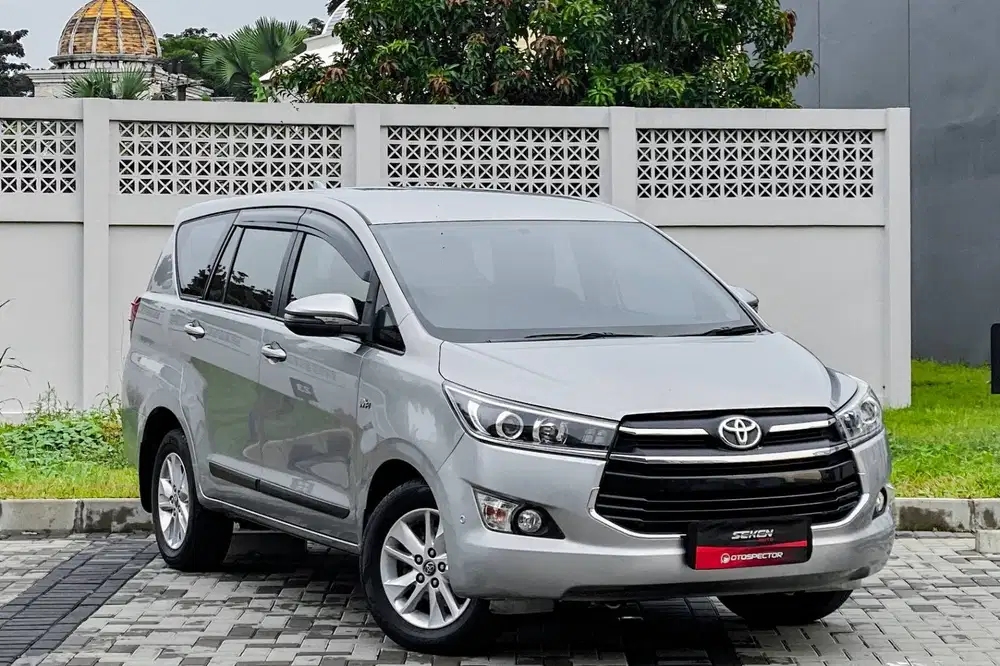 Toyota Kijang Innova 2.0V 2.0 V Bensin AT Matic 2018 Silver Metalik.