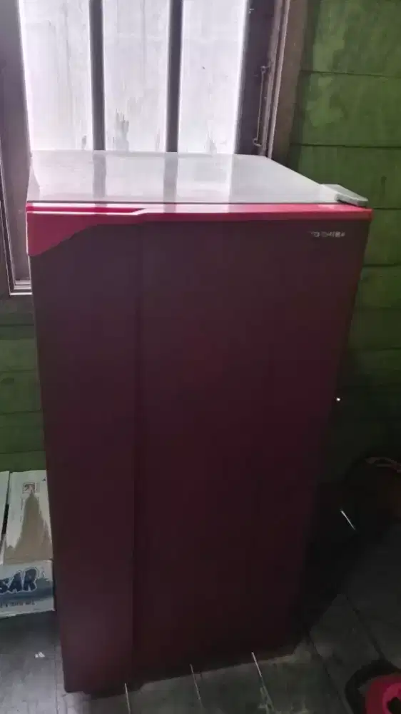 Kulkas 1pintu tosibha glacio, siap pakai.