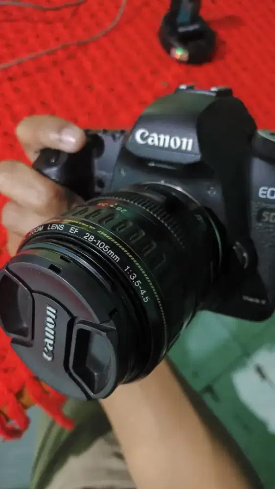 Canon 5d mark ii + Lensa 28-105 Usm