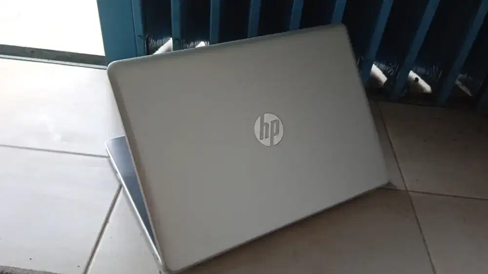 HP 14s i3-7020mulus