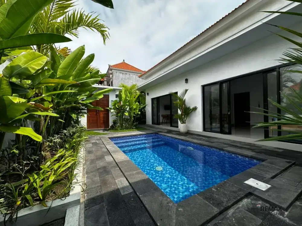 Villa Baru Full Furnished Disewakan, di Padonan, Canggu Area