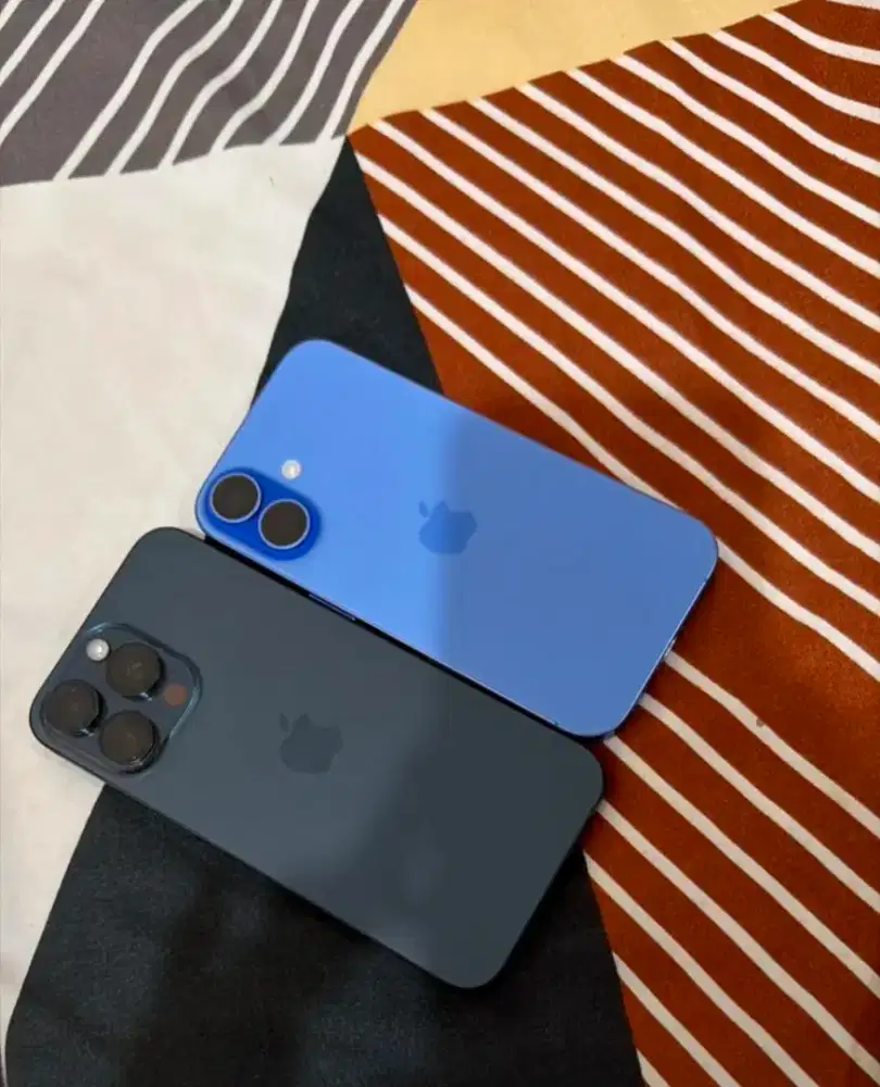 IPHONE 16 256GB,Ultramarine blue, digimap resmi, BH 100 %, mulus poll