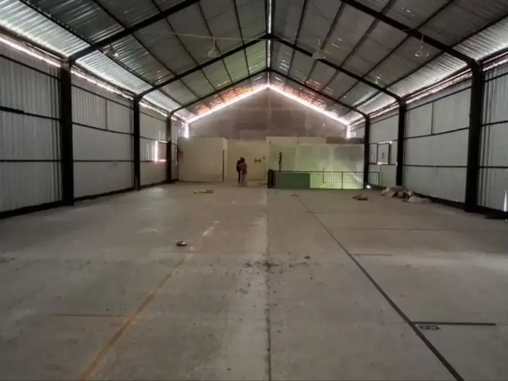 Gudang 2 Lantai untuk Usaha Disewakan, di Pemecutan Denpasar Area