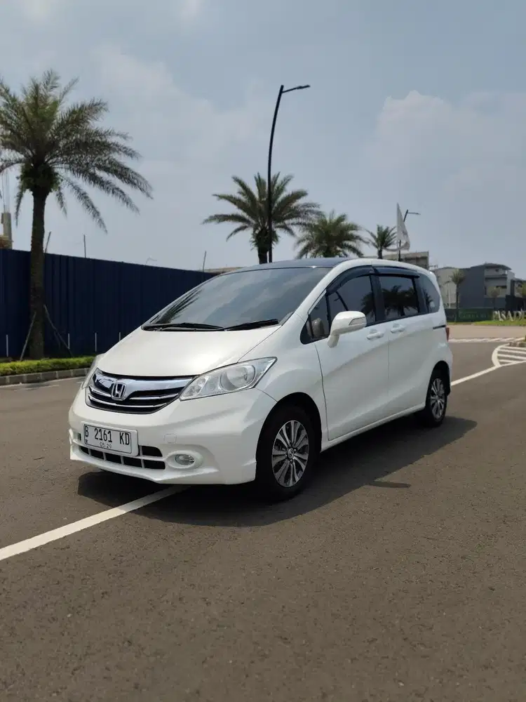 Honda Freed 2014 Bensin