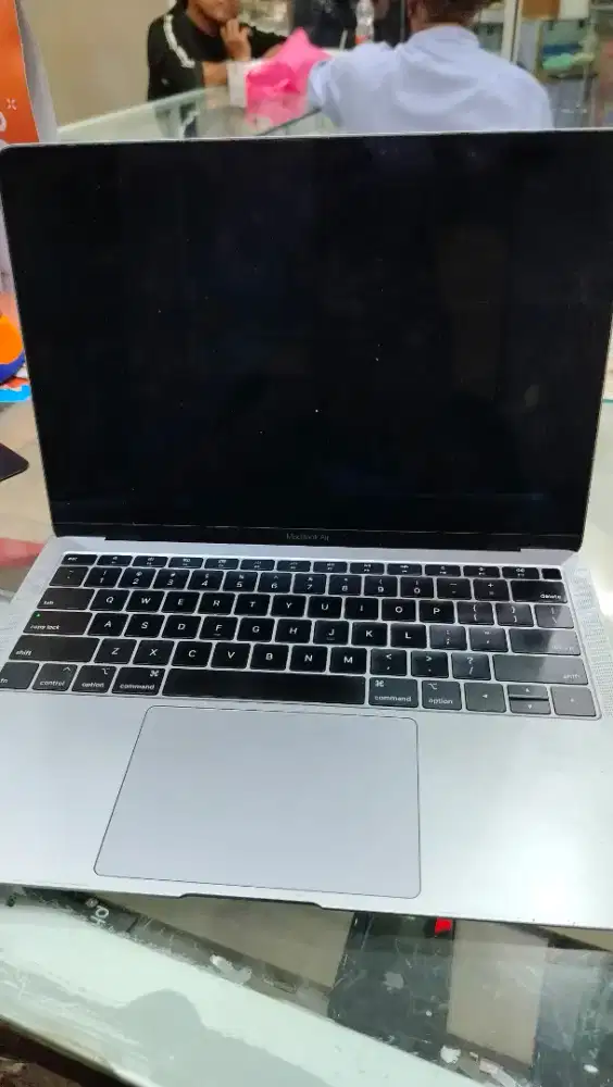 Macbook air 13inc 2019