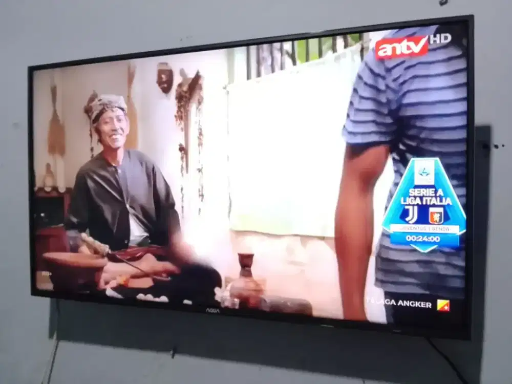 Tv digital merk Aqua UK 42 inc