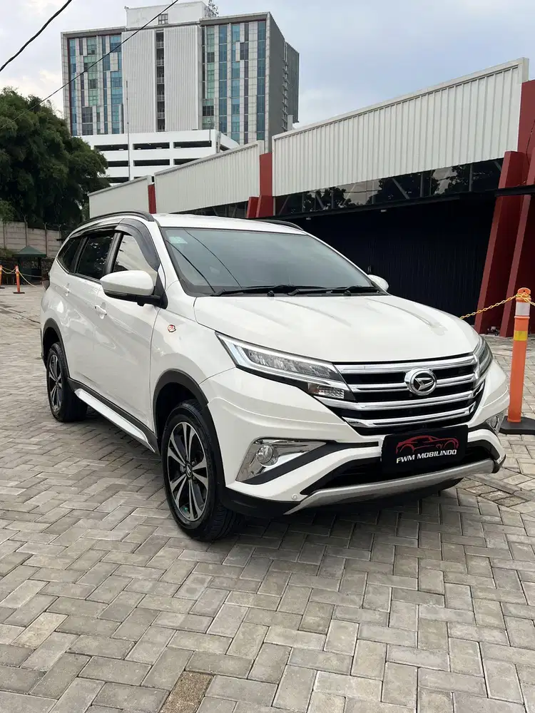 Daihatsu terios R deluxe 1.5 matic 2018 low km