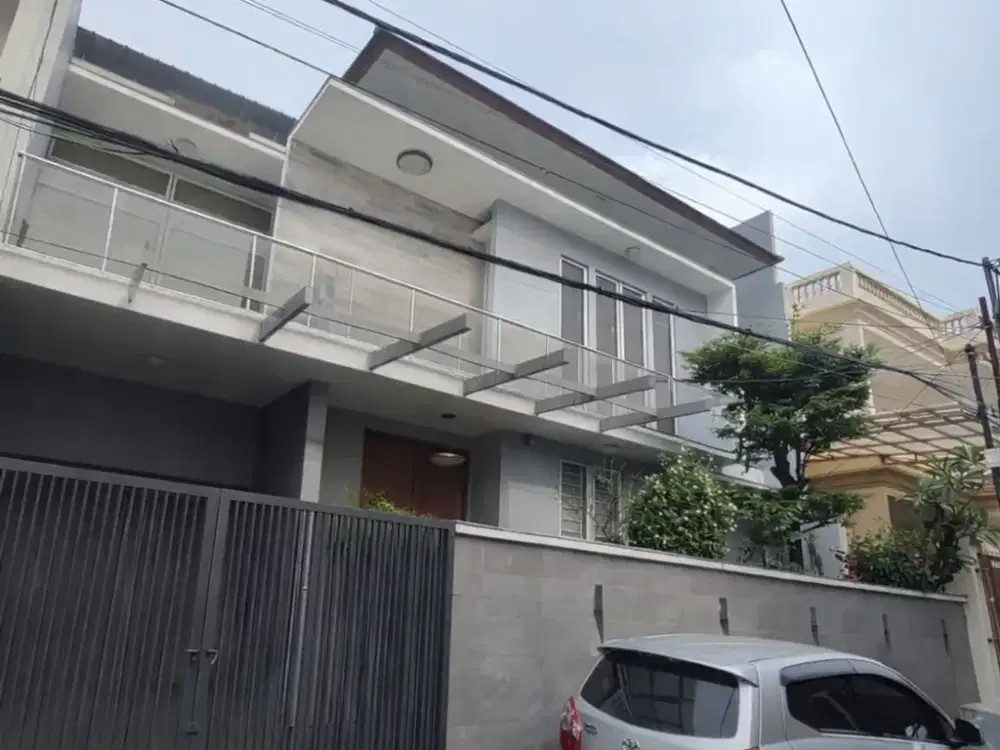 Rumah bangunan minimalis cempaka putih tengah siap pakai