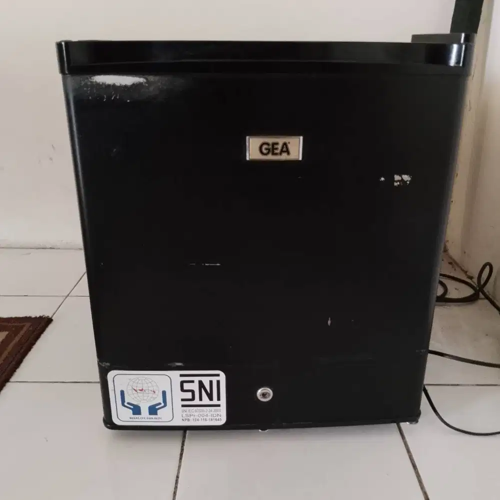 Jual Kulkas Mini Bar GEA