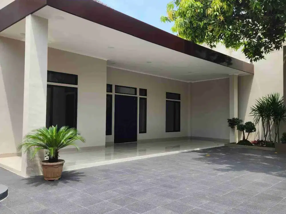 Rumah Siap Huni Jl. Halmahera Semarang