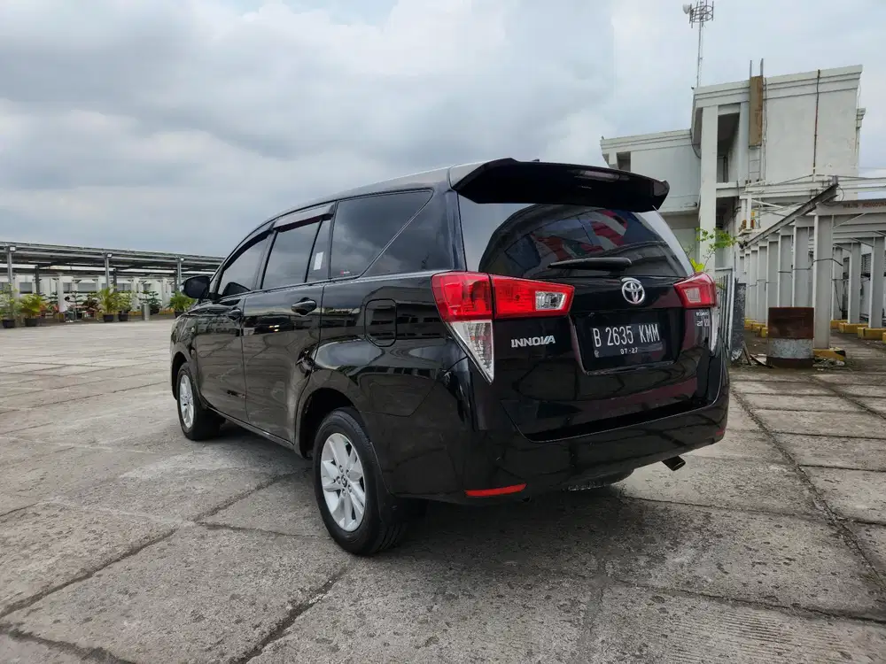 Toyota Kijang Innova 2017 Bensin