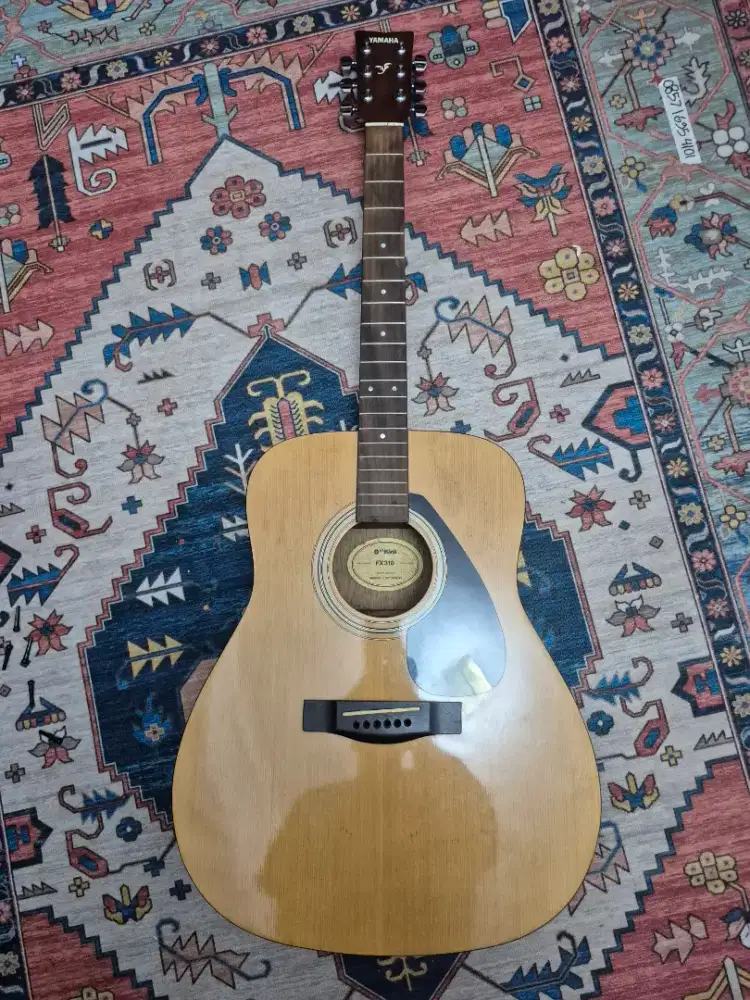 Gitar yamaha FX310