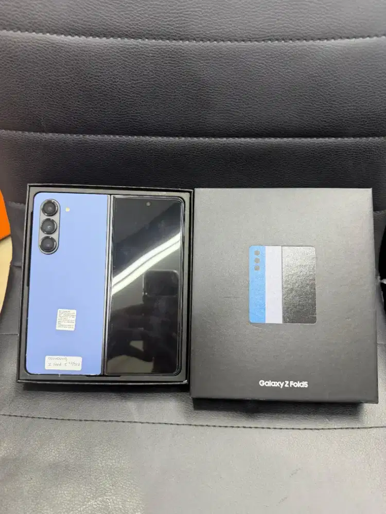 Samsung Zfold 5 12/256 sein