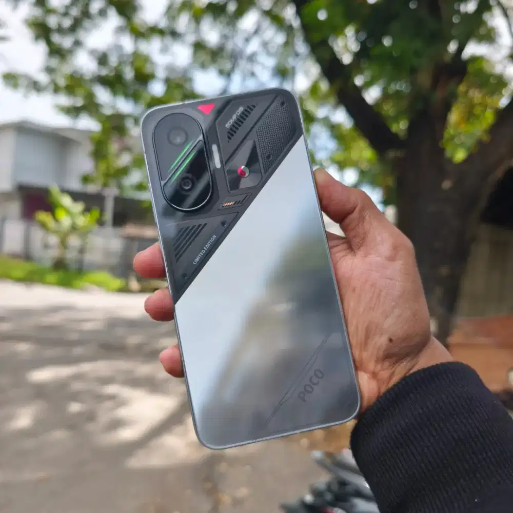 Poco F7 5G ram 12/512GB lengkap mulus normal