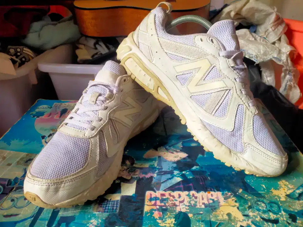 Sepatu New Balance 410 Second Sz 42