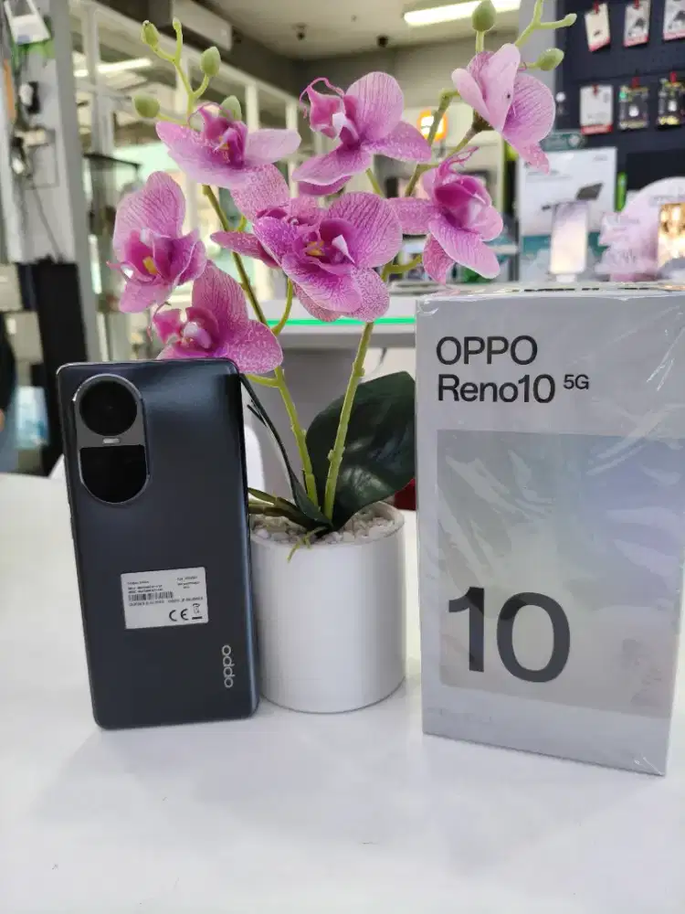 Oppo reno 10 5G 8/256 like new