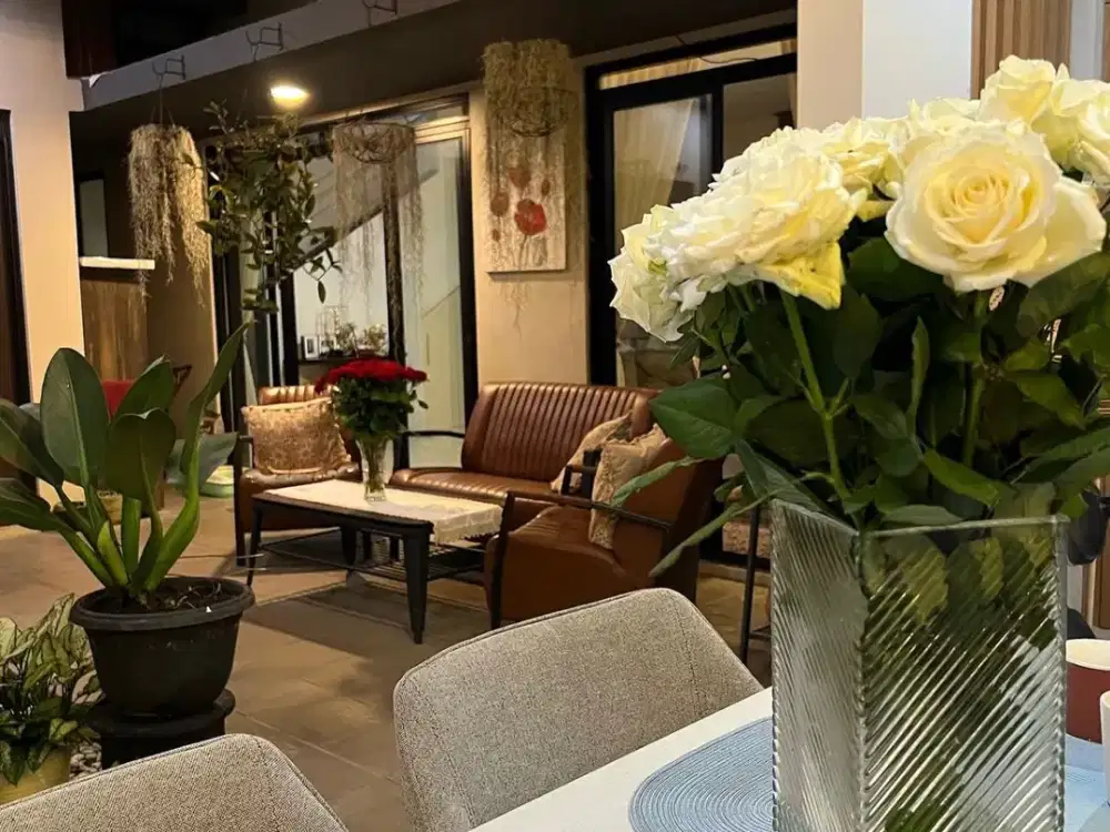 Dijual Rumah Bagus Semi Furnished di Tatar Lokacita, Kota Baru Parahyangan